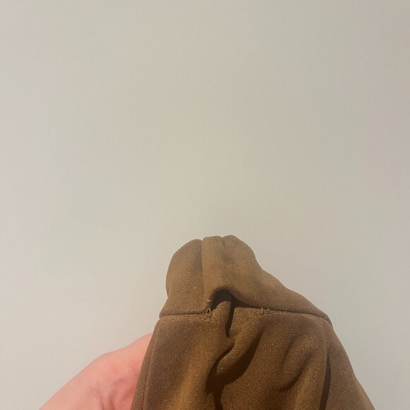 Aritzia Wilfred Free Suede Pencil Skirt with Side Slits - Size 0 - Picture 4 of 4